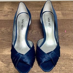 Brand new navy blue Nine West shoes